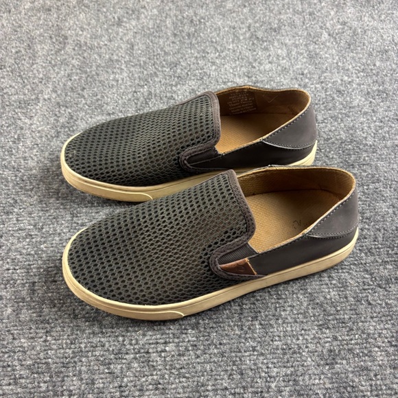 OluKai Shoes - OLUKAI Women’s Grey Mesh Pehuea Slip On Loafers Sneakers size: 7.5
